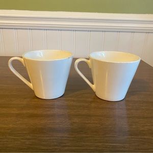 Set of 2 MCM 1968 Solid White Syralite by Syracuse teacups / coffee mugs